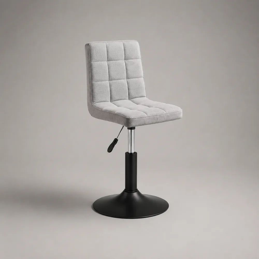 Sedia girevole regolabile in tessuto grigio chiaro con base rotonda in metallo nero, 48 x 53 x 78-98 cm